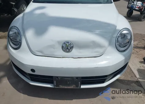 2016 Volkswagen Beetle 1.8T Classic z USA, uszkodzony, nr VIN 3VWF17AT0GM631439